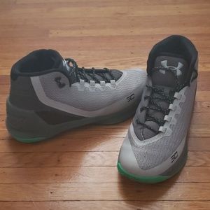 Curry 3 mens basketball sneaker